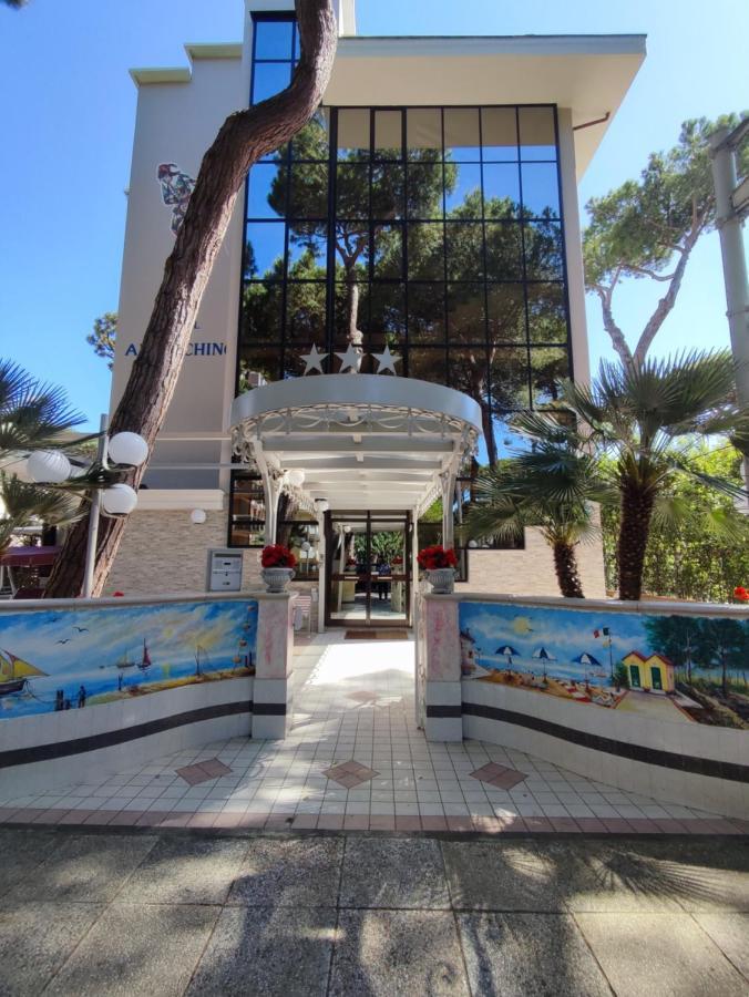 Hotel Arlecchino Milano Marittima Esterno foto