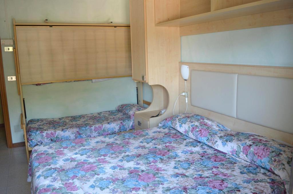 Hotel Arlecchino Milano Marittima Esterno foto